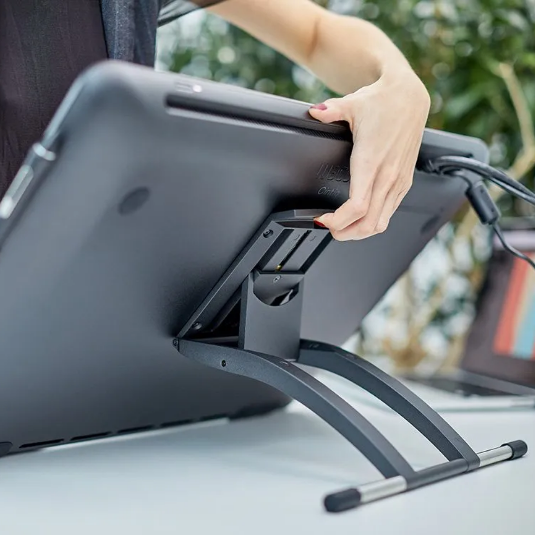 Wacom Adjustable Landscape Stand |Cintiq 16 / Cintiq Pro 16 Wacom Adjustable Landscape Stand |Cintiq 16 / Cintiq Pro 16